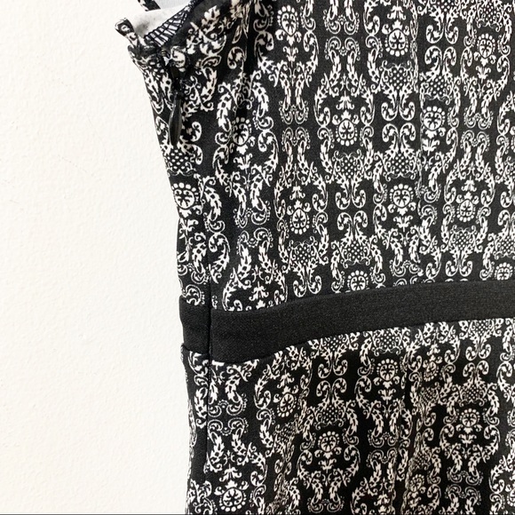 Ann Taylor LOFT Cap Sleeve Dress Ruffled Hem Empire Waistline Invisible Zipper - Picture 7 of 8